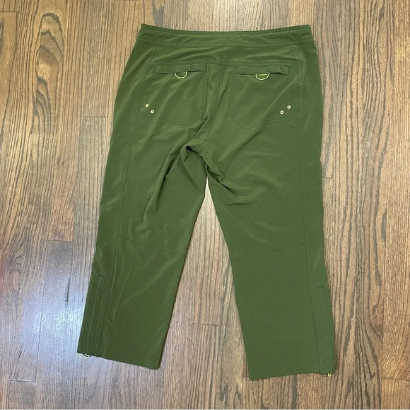 Title Nine Cropped Hiking Trail Capri Pants Green Woman size 6 - Picture 7 of 8